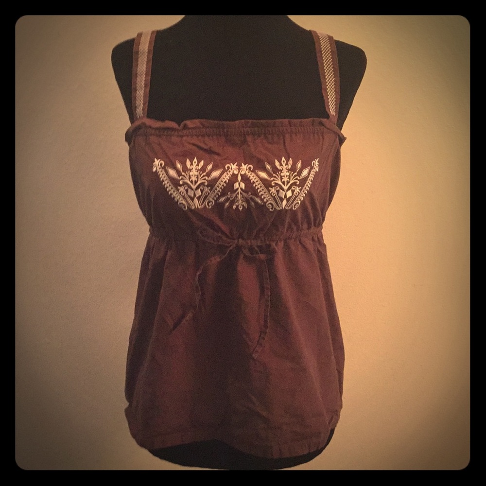 Babydoll style top with sewn in straps
